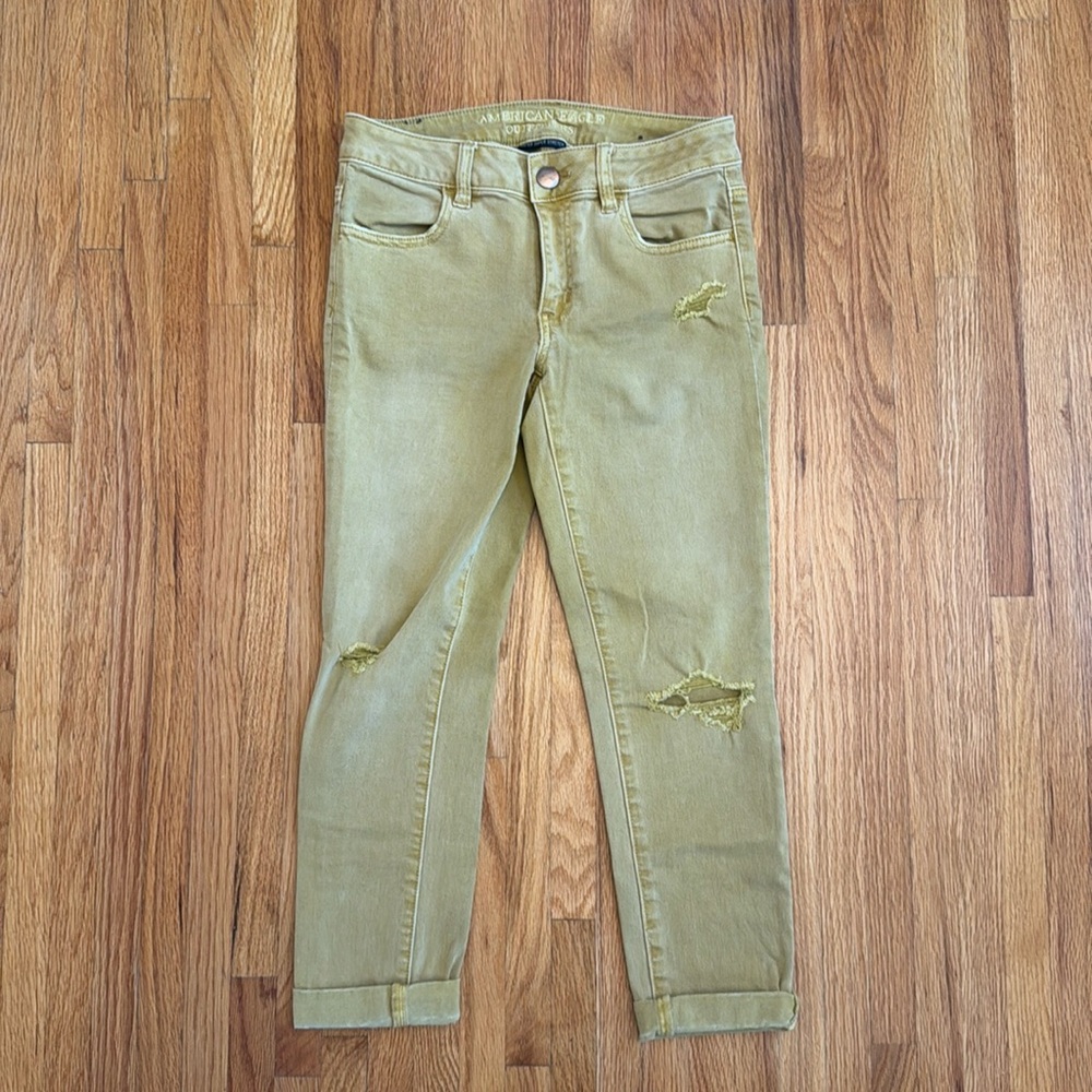 American Eagle Outfitters Distressed Yellow Cropped Jeggings